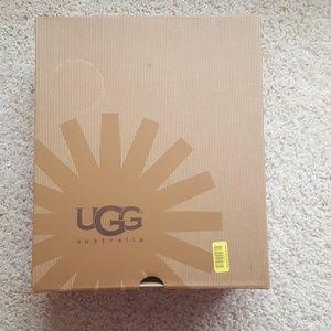Tan Bailey bow ugg boots